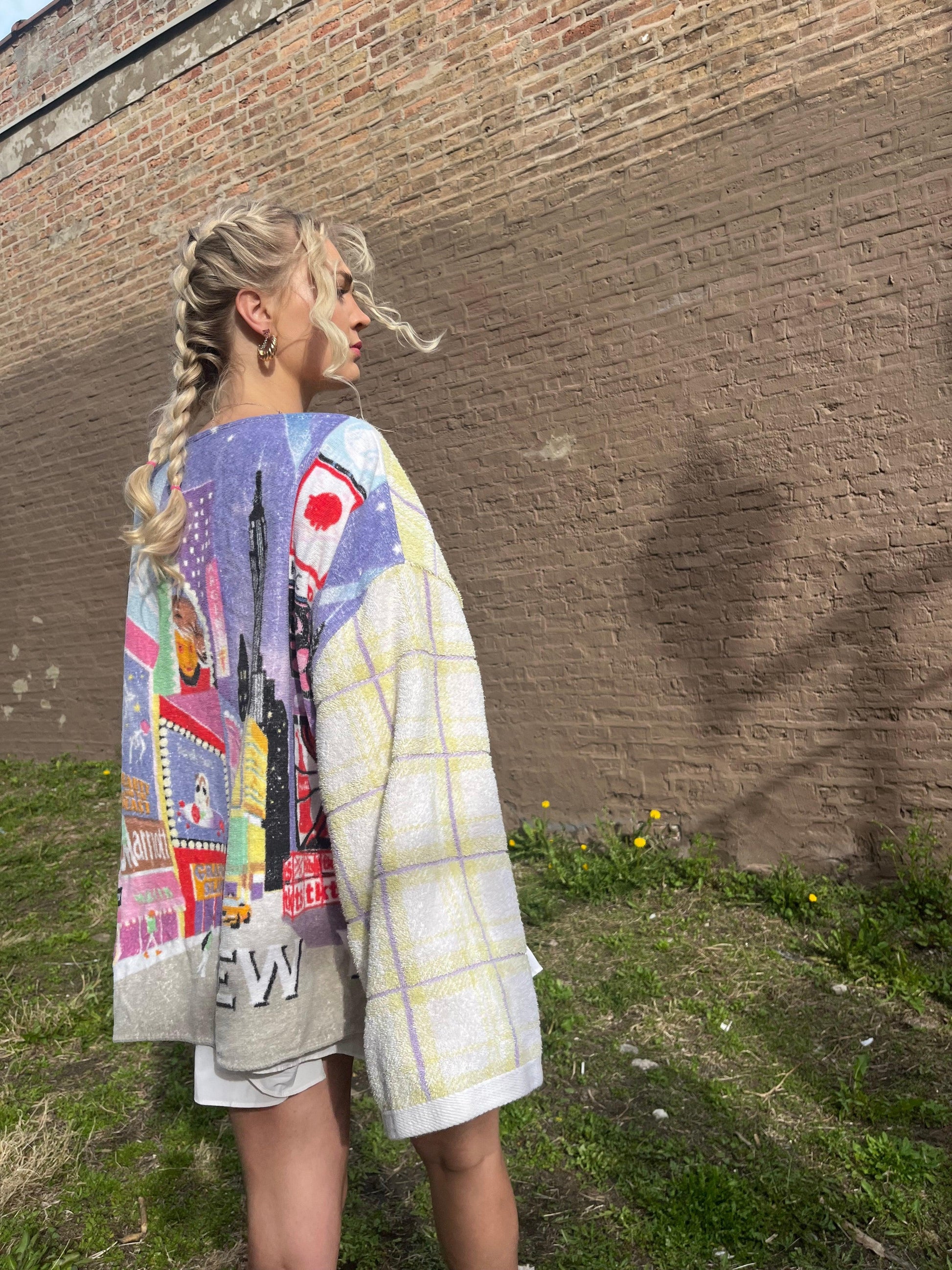 Reclaimed New York, New York Pullover - Hippie Hued