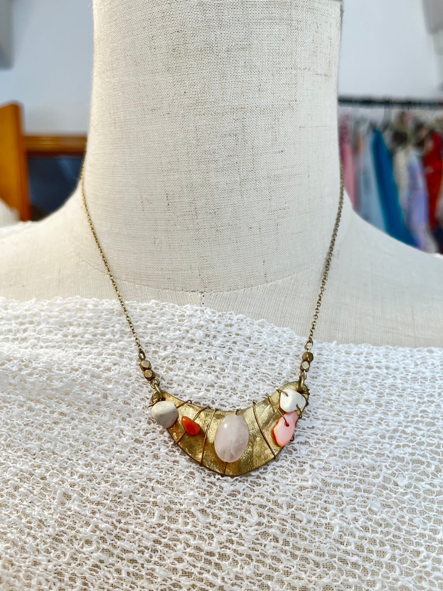 Wired Stone Moon Necklace - Hippie Hued